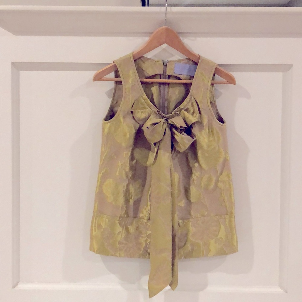 Silk Lavender Label Vera Wang.